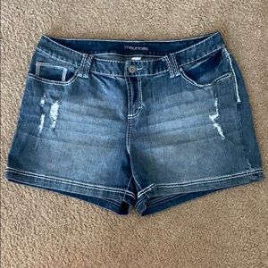 Plus Size Maurice’s Shorts - Size 20